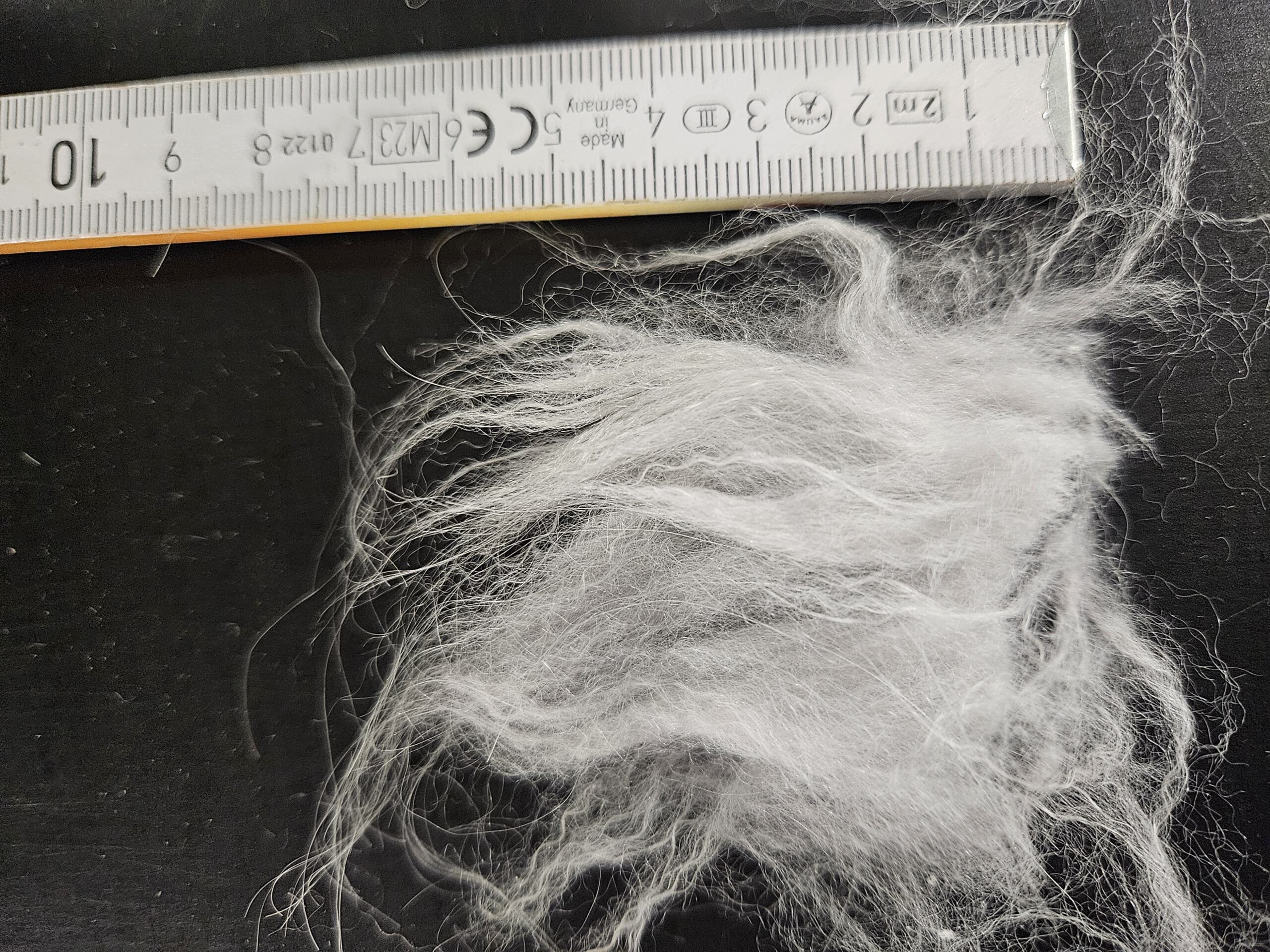 Angorafasern in blaugrau 100g – Bild 5